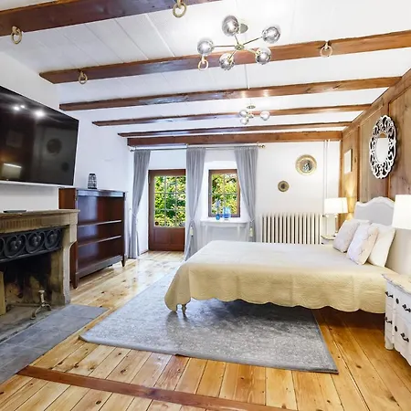 A Castle Spirit In Chateau Du Chatelard Apartamento Clarens